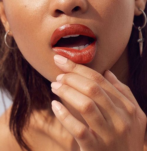Cómo mantener tus labios sanos e hidratados